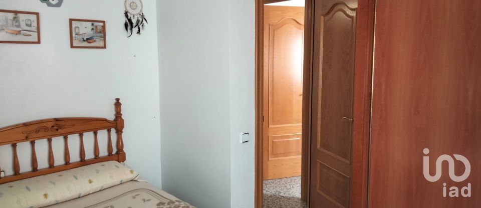 Immeuble 0 chambre de 75 m² à Alcorisa (44550)