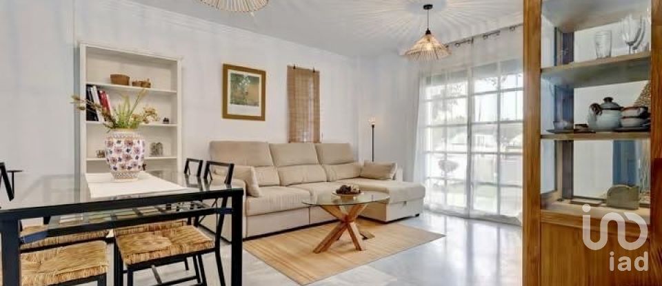 Pis 3 habitacions de 111 m² a Estepona (29680)