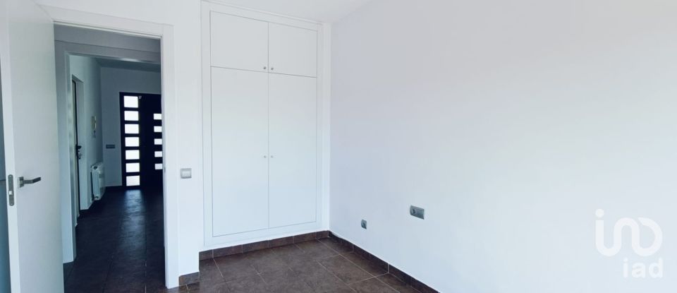 Châlet 4 chambres de 207 m² à Segur de Calafell (43882)