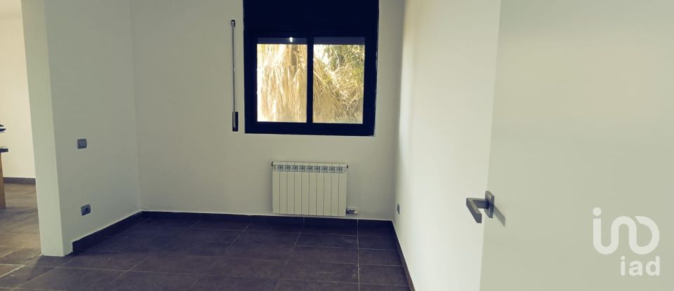 Châlet 4 chambres de 207 m² à Segur de Calafell (43882)