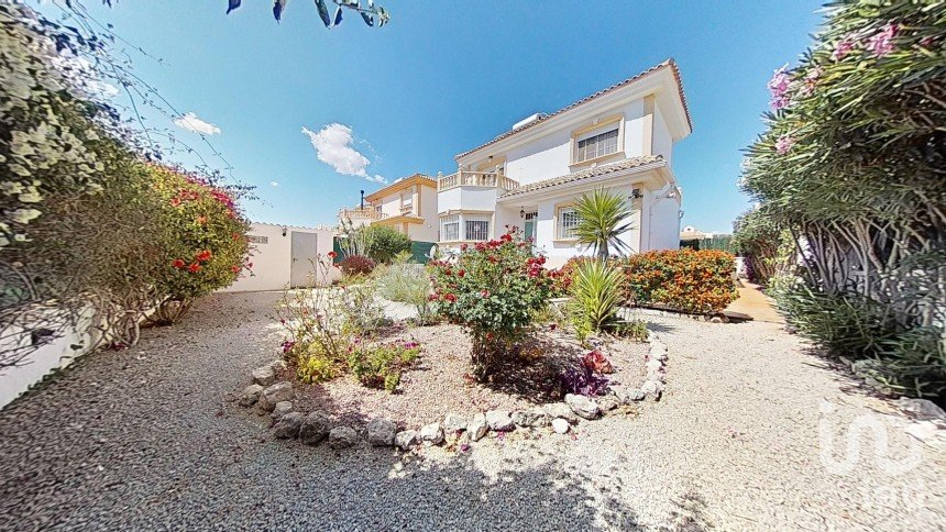 House 3 bedrooms of 105 m² in Fortuna (30620)