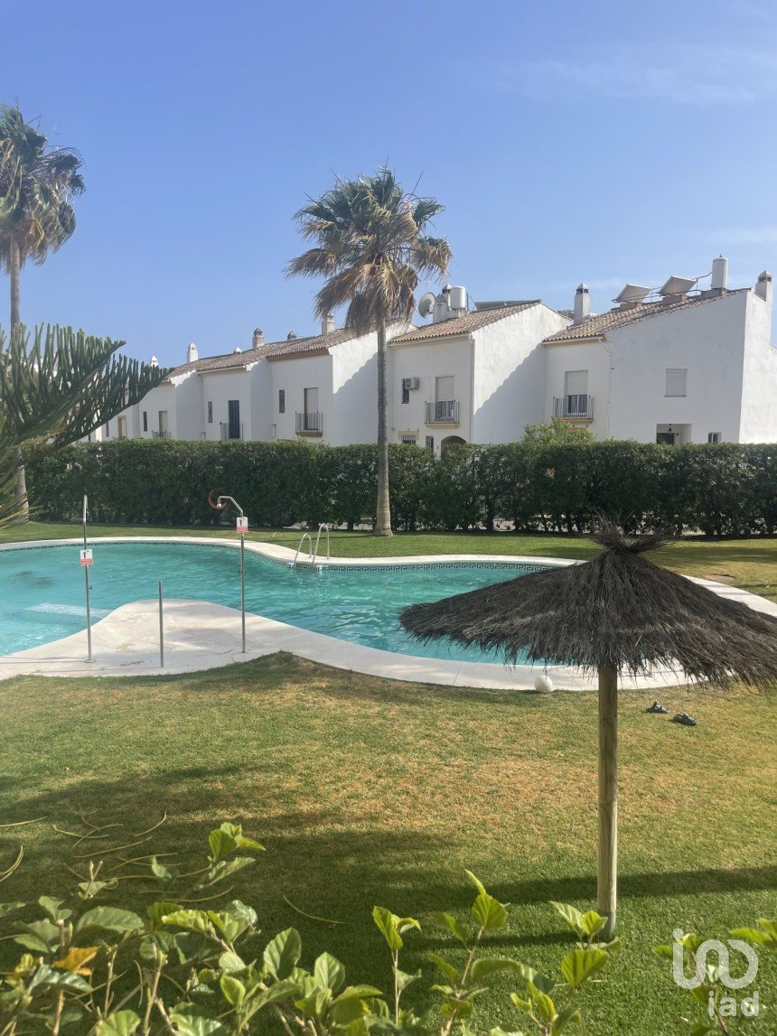 Pis 3 habitacions de 111 m² a Estepona (29680)