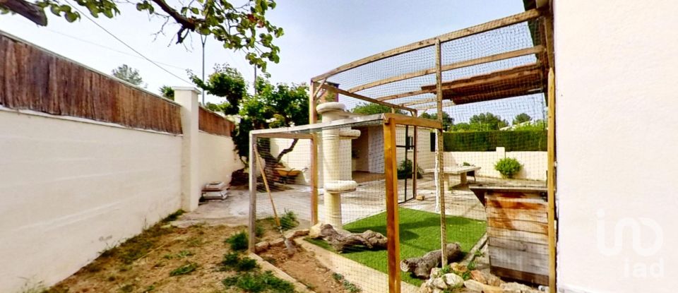 Cottage 4 bedrooms of 137 m² in La Bisbal del Penedès (43717)