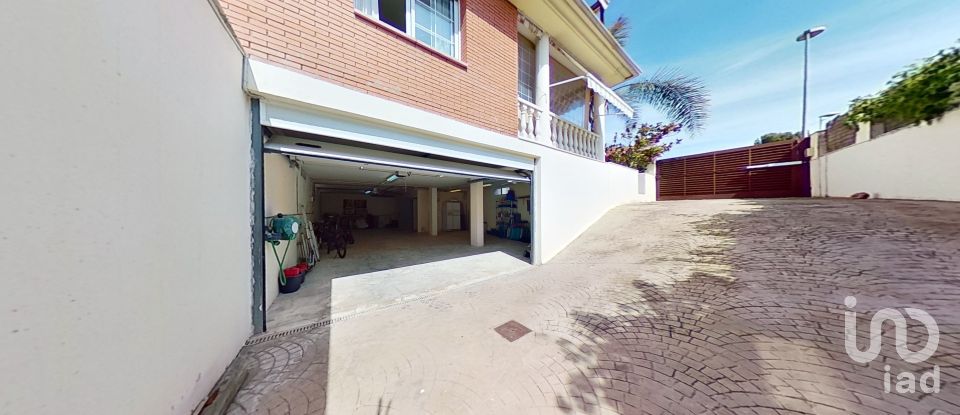Lodge 6 bedrooms of 310 m² in Cambrils (43850)