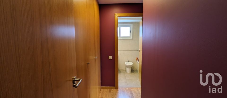 Pis 3 habitacions de 93 m² a Manresa (08241)