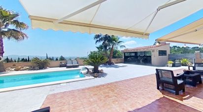 House 5 bedrooms of 270 m² in Fontscaldes (43813)