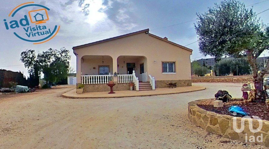 Cottage 3 bedrooms of 160 m² in Algueña (03668)