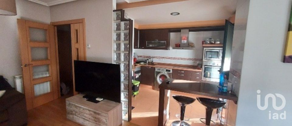 Duplex 3 bedrooms of 95 m² in La Virgen del Camino (24198)