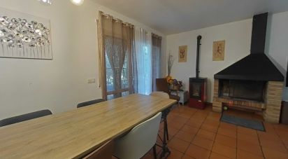 Maison traditionnelle 4 chambres de 239 m² à Fontdepou (25611)