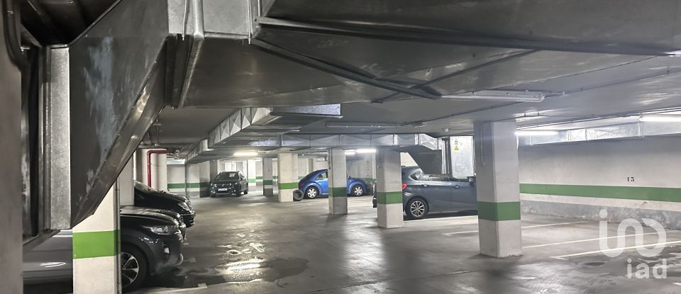 Parking/garage/box de 9 m² à Santiago de Compostela (15701)