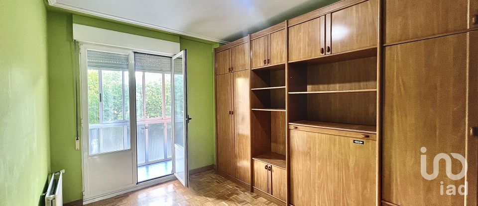 Immeuble 2 chambres de 79 m² à Vitoria-Gasteiz (01010)