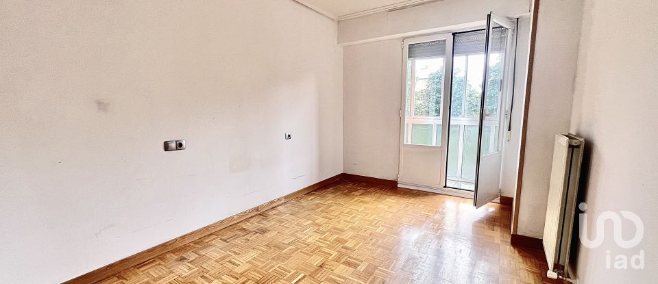 Immeuble 2 chambres de 79 m² à Vitoria-Gasteiz (01010)