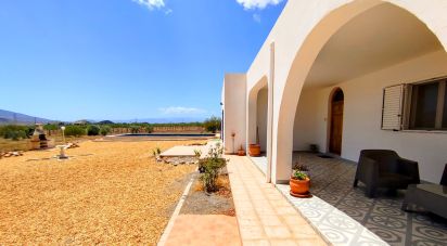 Casa 5 habitacions de 390 m² a Tabernas (04200)