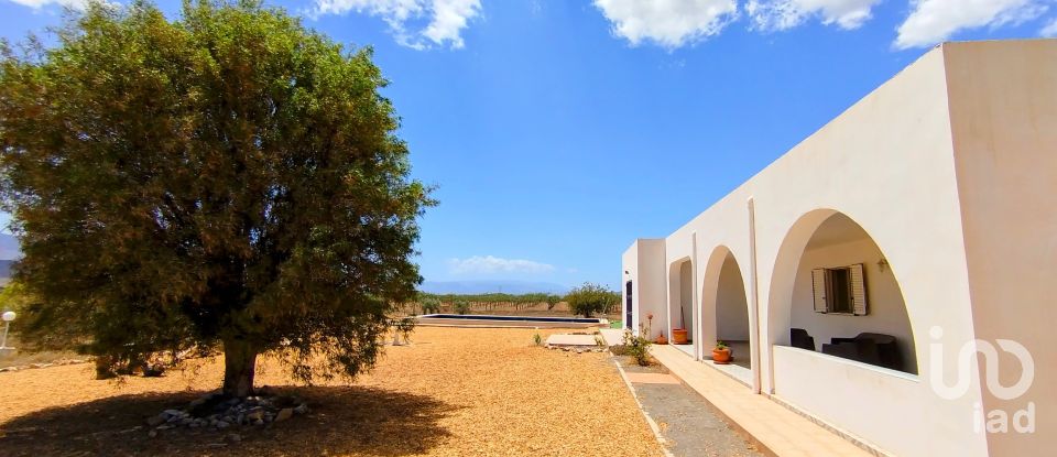 Casa 5 habitaciones de 390 m² en Tabernas (04200)