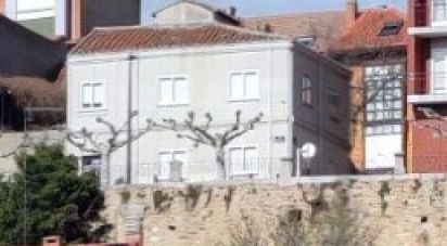 Casa 6 habitaciones de 142 m² en Astorga (24700)