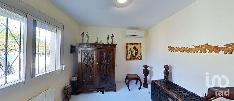Maison 3 chambres de 187 m² à La Nucia (03530)