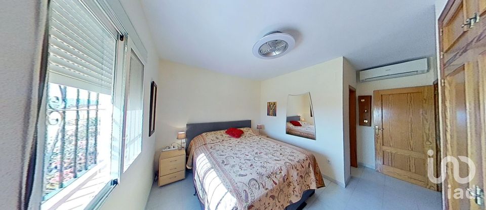 Casa 3 habitacions de 187 m² a La Nucia (03530)