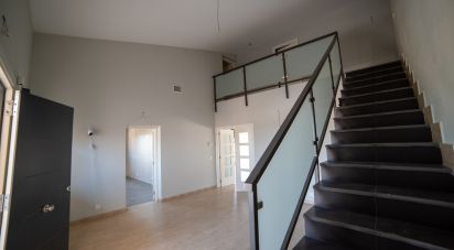 Vivienda 5 habitaciones de 320 m² en La Muela (50196)