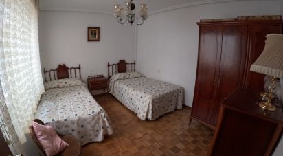 Pis 3 habitacions de 108 m² a Valencia de Don Juan (24200)