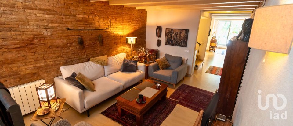 Duplex 2 bedrooms of 165 m² in Barcelona (08012)