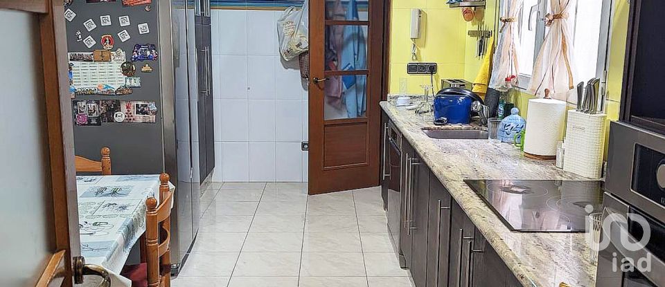 Casa 4 habitaciones de 228 m² en Beneixama (03460)