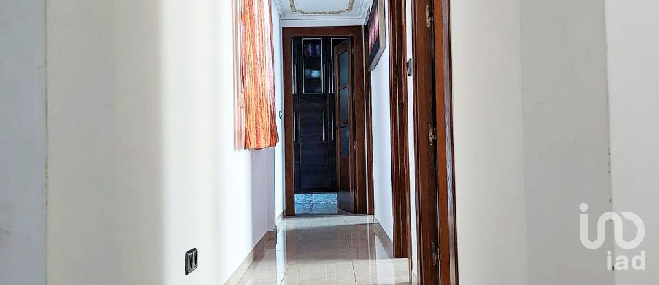 Casa 4 habitacions de 228 m² a Beneixama (03460)
