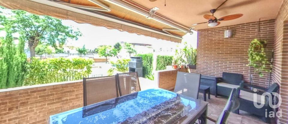 Lodge 4 bedrooms of 240 m² in Alicante/Alacant (03011)