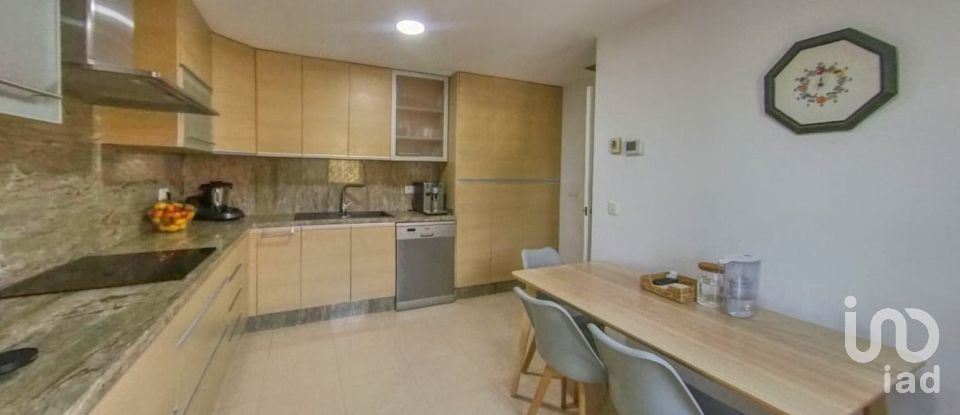 Gîte 4 chambres de 240 m² à Alicante/Alacant (03011)