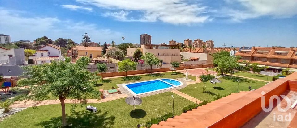 Casa 4 habitacions de 240 m² a Alicante/Alacant (03011)