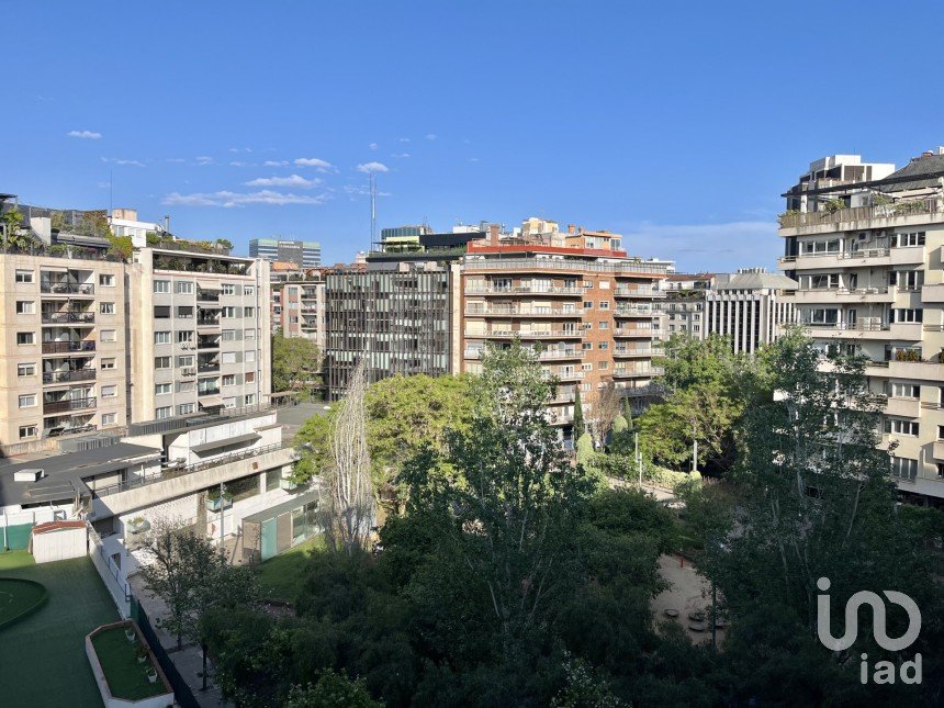 Bâtiment 3 chambres de 86 m² à Barcelona (08021)