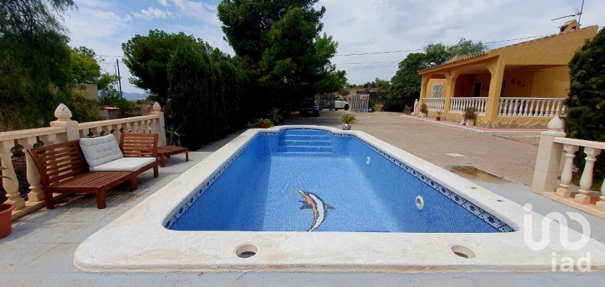 Town house 3 bedrooms of 142 m² in Albatera (03340)