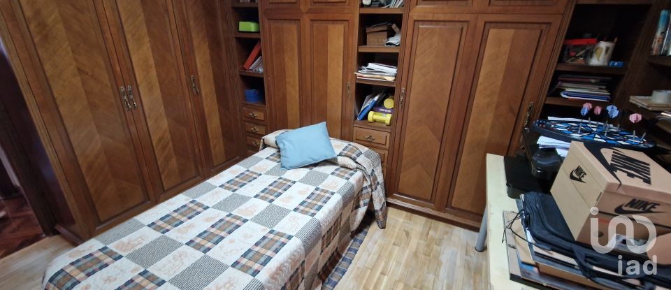 Pis 5 habitacions de 170 m² a Salamanca (37005)