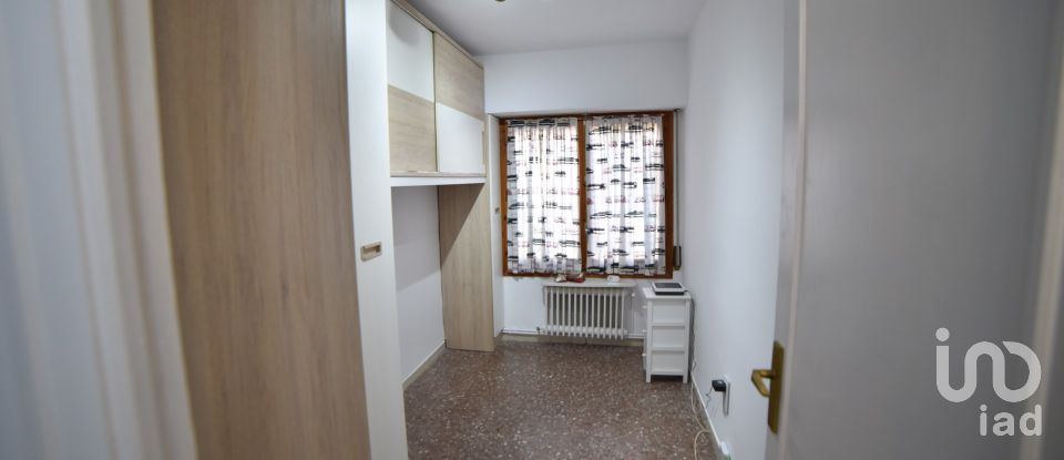 Pis 4 habitacions de 98 m² a La Almunia de Doña Godina (50100)