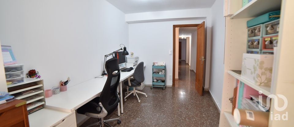 Pis 4 habitacions de 98 m² a La Almunia de Doña Godina (50100)