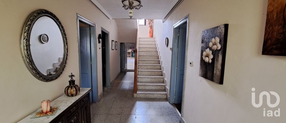 Casa 5 habitacions de 196 m² a Vegacervera (24836)