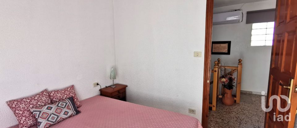 Gîte 4 chambres de 104 m² à Vinaros (12500)