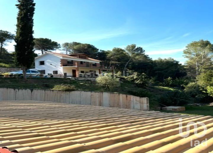Casa de campo 4 habitaciones de 353 m² en Castellfollit del Boix (08255)