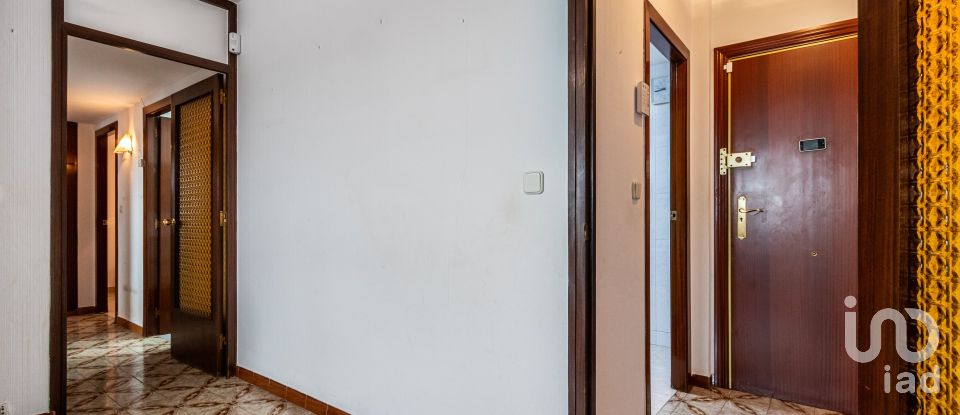 Pis 3 habitacions de 75 m² a Badia del Vallès (08214)