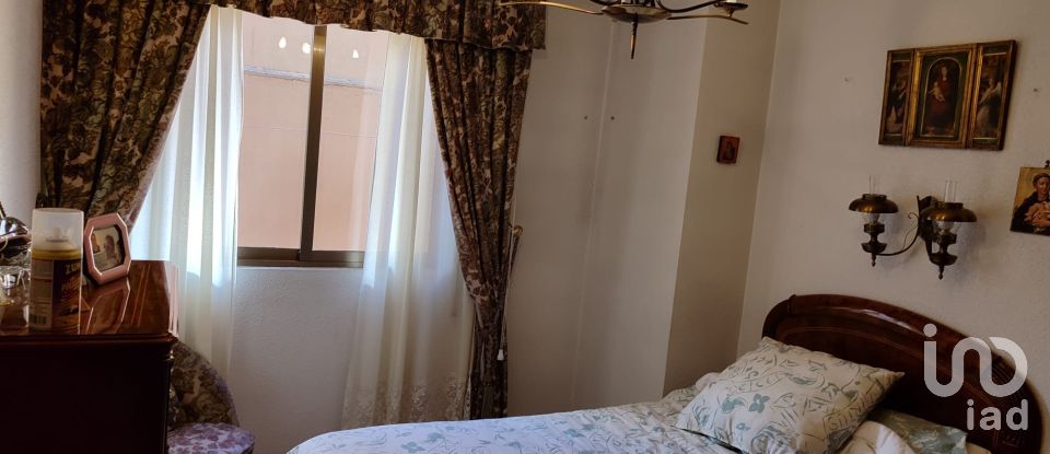 Mansion 3 bedrooms of 130 m² in Astorga (24700)
