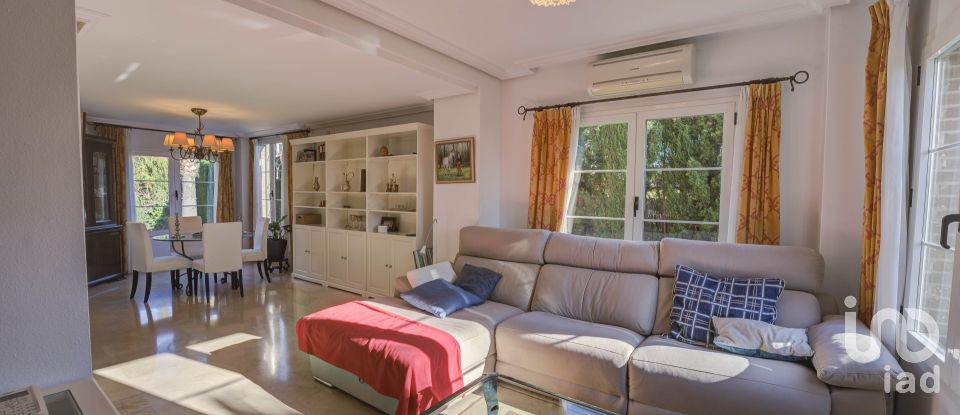 House 4 bedrooms of 225 m² in Cabo de Las Huertas (03540)