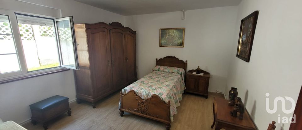 Lodge 5 bedrooms of 210 m² in Longara (33750)