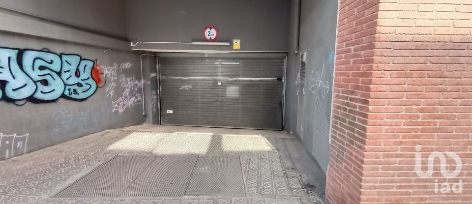 Pàrquing / garatge / box  de 2 m² a Barcelona (08027)