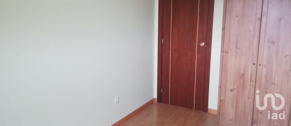 Studio 2 bedrooms of 64 m² in León (24191)