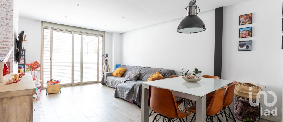 Casa 4 habitacions de 230 m² a Sabadell (08208)