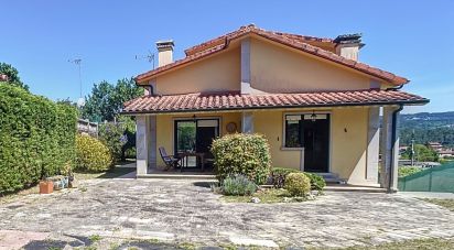 Casa 4 habitaciones de 283 m² en Pontevedra (36164)
