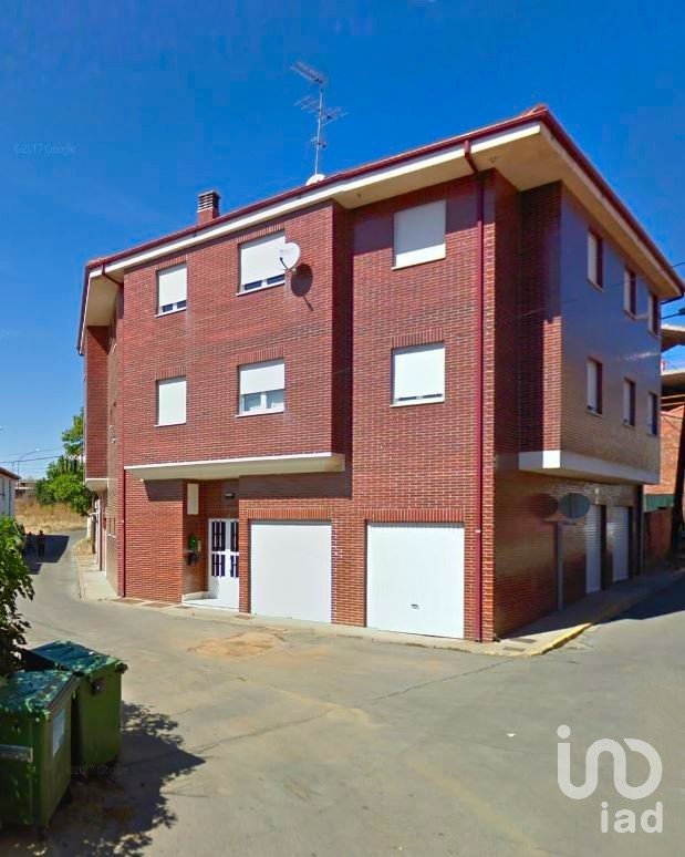 Pis 2 habitacions de 91 m² a Villaquilambre (24193)