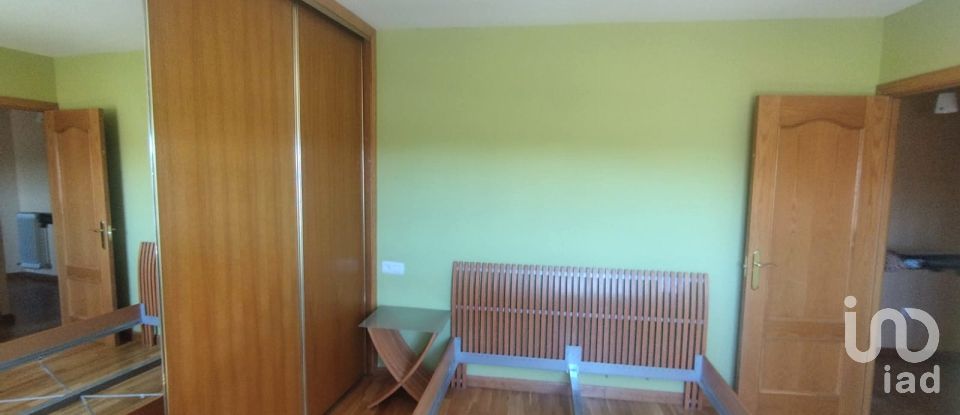 Pis 2 habitacions de 91 m² a Villaquilambre (24193)