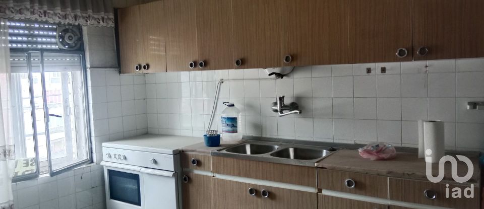 Pis 4 habitacions de 84 m² a La Bañeza (24750)