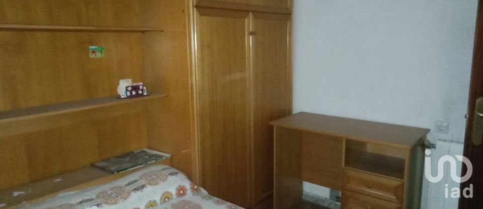 Pis 4 habitacions de 84 m² a La Bañeza (24750)