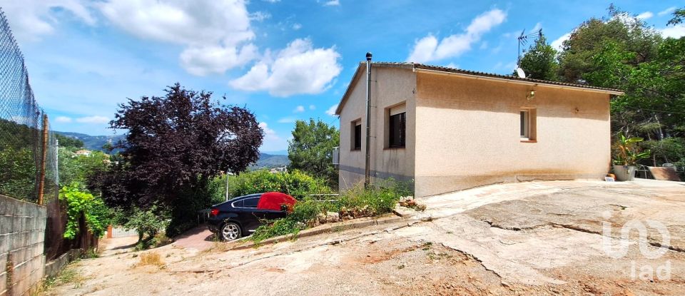 Gîte 3 chambres de 196 m² à Cervelló (08758)